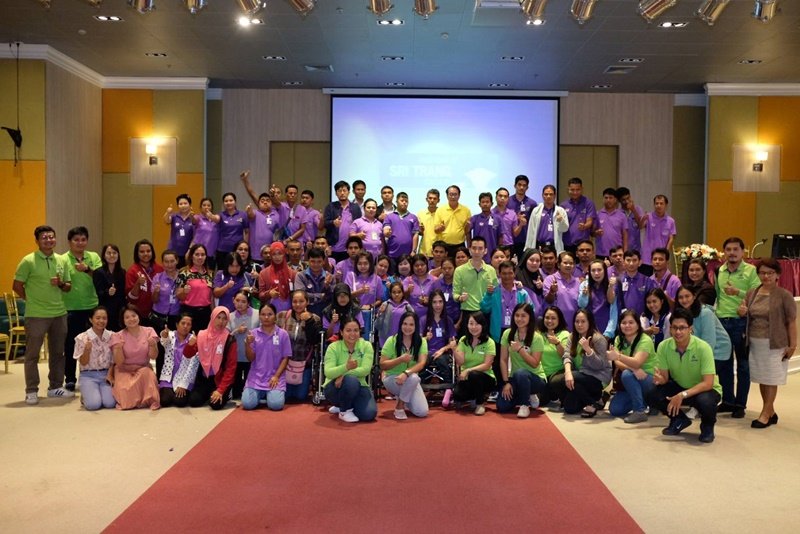 ศรีตรังโกลฟส์ ร่วมสร้างอาชีพ ต่อยอดโอกาสเพื่อคนพิการ
