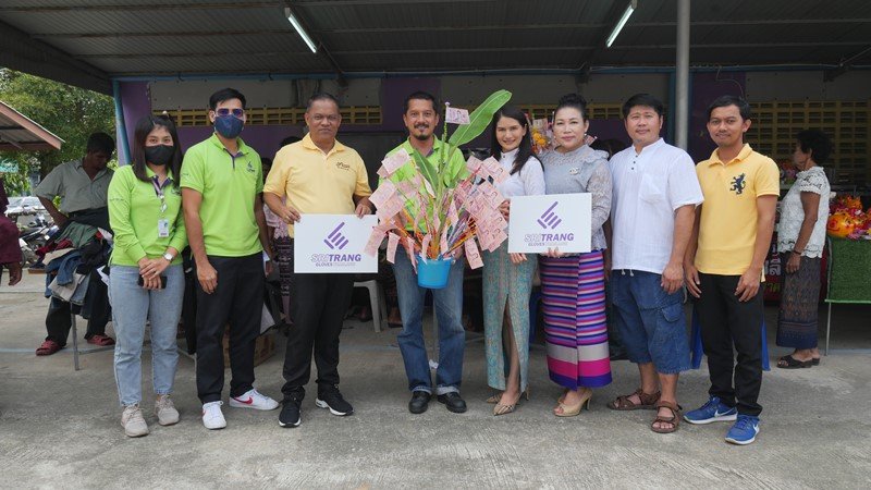 ศรีตรังโกลฟส์ ร่วมทอดกฐินสามัคคี ประจำปี 2563
