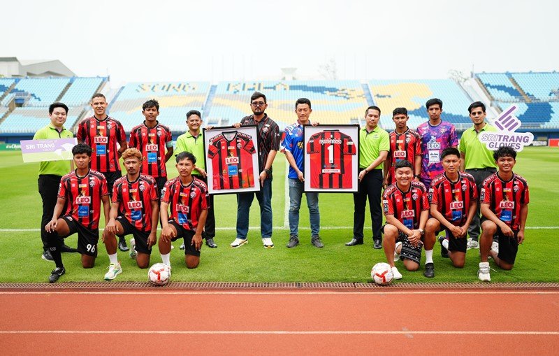 Sri Trang Group Continues Full Support for the ‘Samila Mermaid’ Football Team for the Fourth Consecutive Year, Backing Their Champions League Pursuit and Global Ambitions.