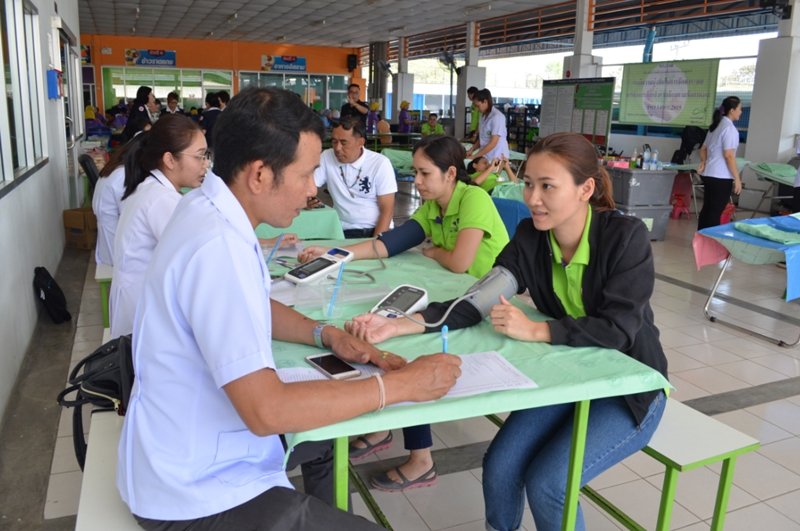 ศรีตรังโกลฟส์ ร่วมบริจาคโลหิตแก่สภากาชาดไทย
